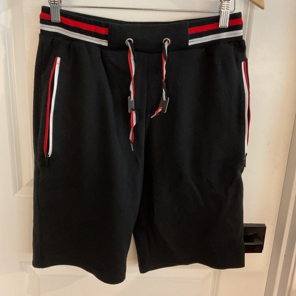 Blu Rock New York - Drawstring Elastic Waist Shorts - Black - Men’s Size Medium - Picture 1 of 8